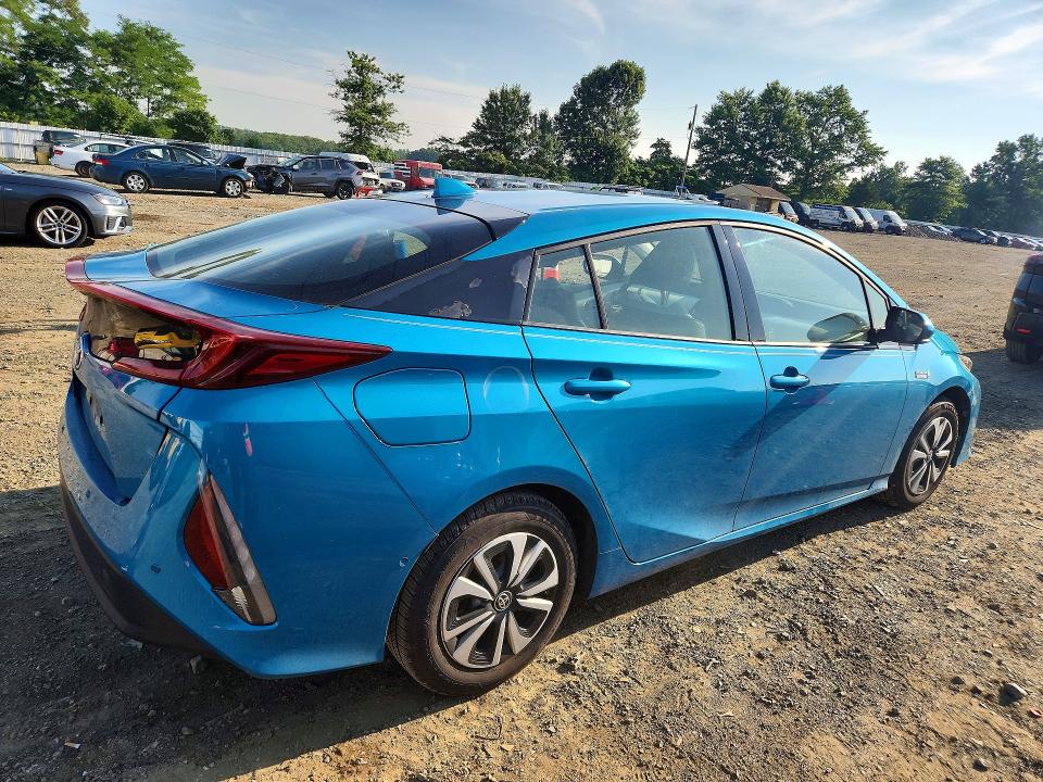 2017 Toyota Prius VIN JTDKARFP8H3029481 COPART salvage auction — MECHANICAL, NJ - CERTIFICATE OF TITLE, sold $4,150 on 2026-07-20 (photo 3)