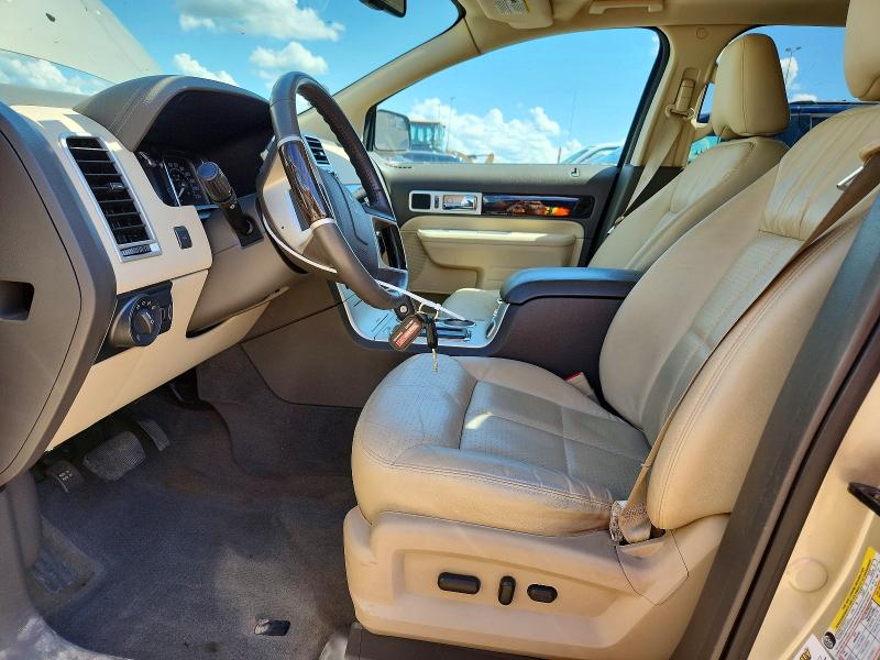 2010 Lincoln Mkx VIN 2LMDJ8JC6ABJ00366 COPART salvage auction — REAR END, Ab - Bos - Salvage, sold $2,400 on 2026-07-09 (photo 7)