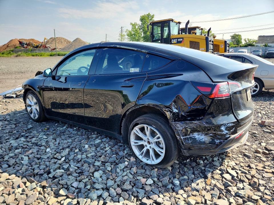 2023 Tesla Model y VIN 7SAYGDEE8PA174422 COPART salvage auction — FRONT END, Ny - Certificate Of Title, sold $1,150 on 2026-07-21 (photo 2)