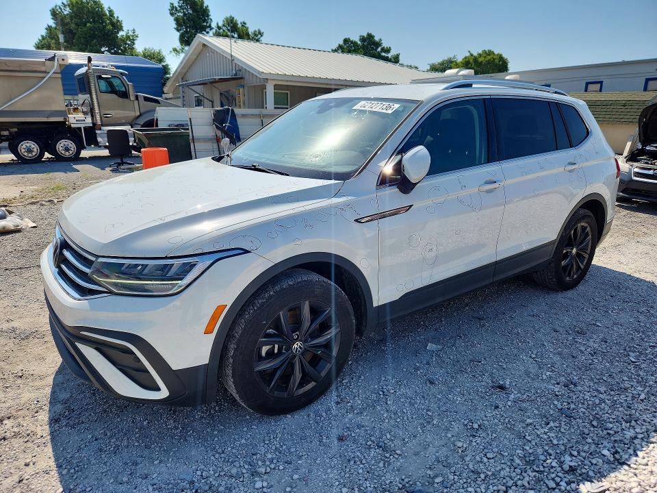 2024 Volkswagen Tiguan VIN 3VV3B7AX5RM094139 — COPART salvage auction photo