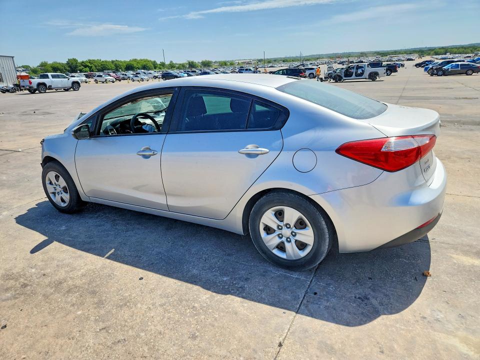 2015 Kia Forte VIN KNAFX4A68F5259182 COPART salvage auction — FRONT END, Tx - Salvage Vehicle Title, sold $150 on 2026-07-27 (photo 2)