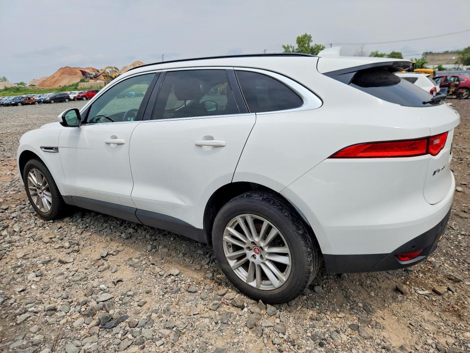 2018 Jaguar F-pace VIN SADCK2FX3JA259962 COPART salvage auction — WATER/FLOOD, Salvage Title, sold $2,200 on 2026-08-03 (photo 2)