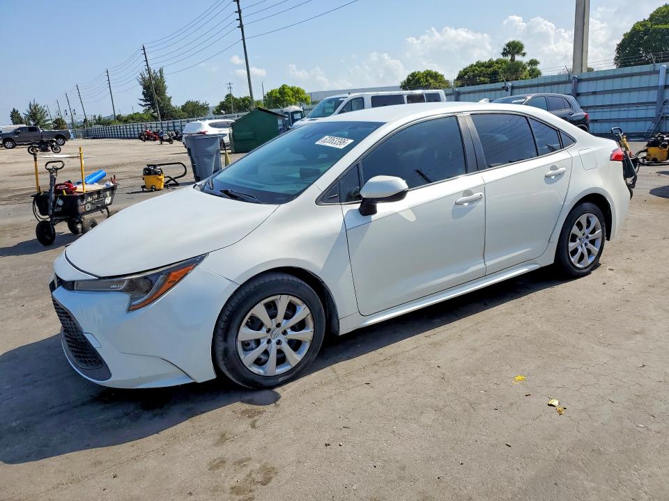 2020 Toyota Corolla VIN 5YFEPRAEXLP042895 COPART salvage auction — MINOR DENT/SCRATCHES, Fl - Certificate Of Title, sold $6,300 on 2026-07-27 (photo 1)