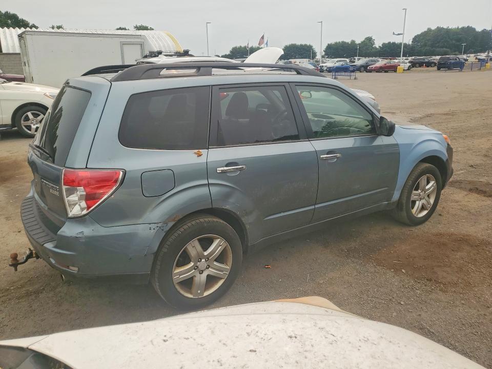 2010 Subaru Forester VIN JF2SH6CC9AH752200 COPART salvage auction — FRONT END, CT - CERTIFICATE OF TITLE, sold $475 on 2026-07-23 (photo 3)
