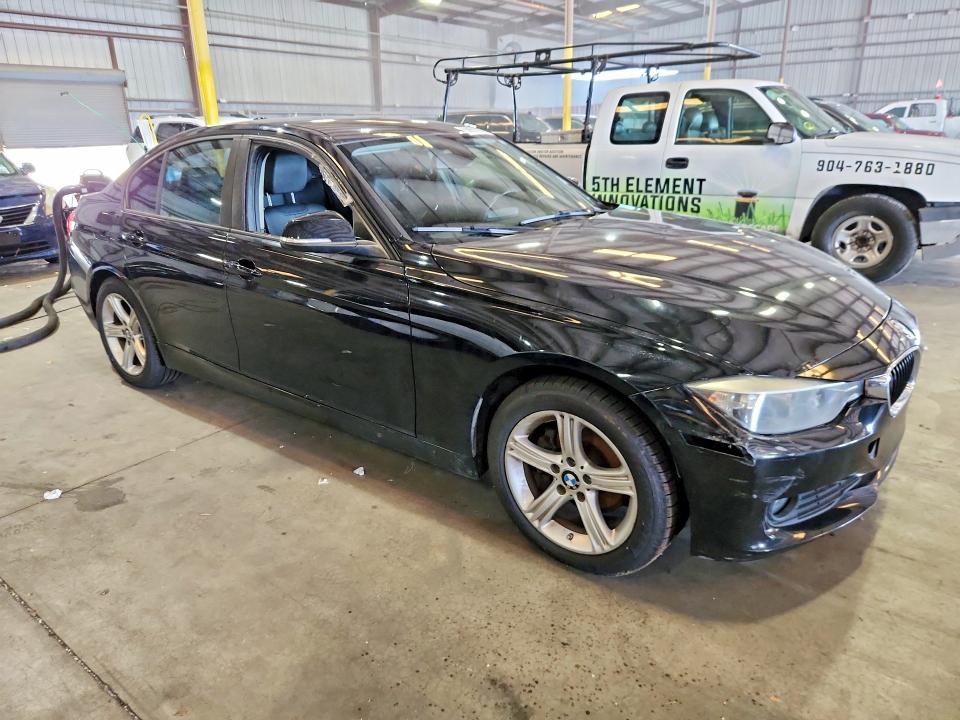 2014 BMW 3er VIN WBA3C3C5XEP662581 COPART salvage auction — FRONT END, Fl - Certificate Of Title, sold $425 on 2026-07-29 (photo 4)