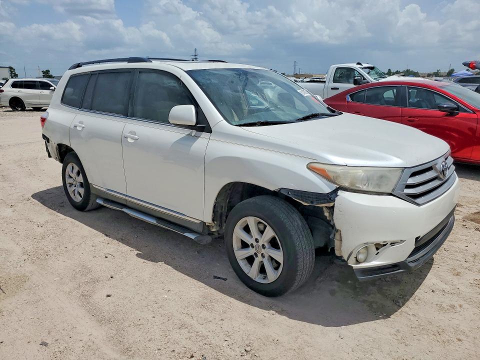 2012 Toyota Highlander VIN 5TDZK3EH2CS069310 COPART salvage auction — REAR END, La - Certificate Of Title (P), sold $3,850 on 2026-07-28 (photo 4)
