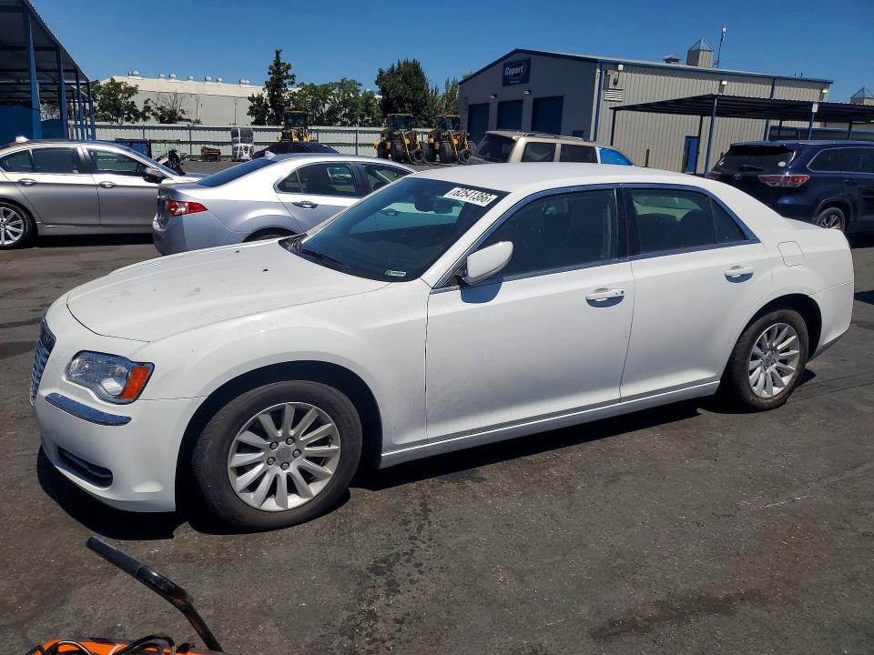 2014 Chrysler 300 VIN 2C3CCAAG1EH375344 COPART salvage auction — MECHANICAL, Ca - Dis/Dlr/Exp Only Clean Title, sold $100 on 2026-09-01 (photo 1)