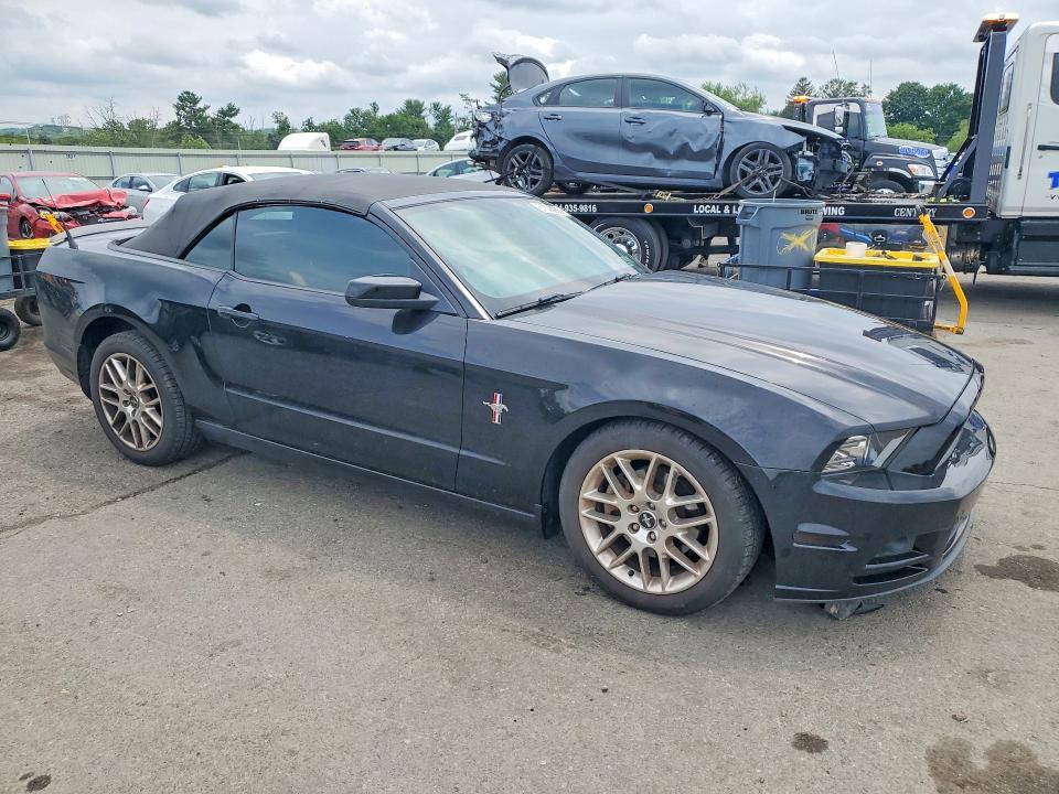2013 Ford Mustang VIN 1ZVBP8EM3D5225713 COPART salvage auction — FRONT END, Pa - Certificate Of Salvage, sold $1,200 on 2026-07-31 (photo 4)
