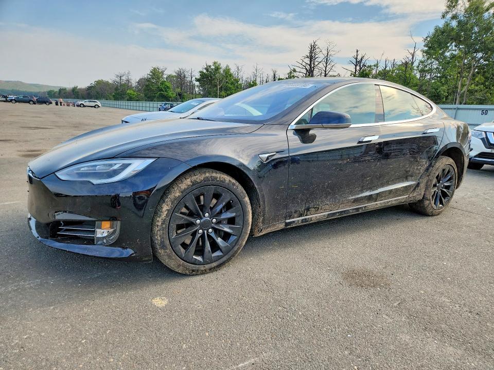 2019 Tesla Model s VIN 5YJSA1E21KF308062 — COPART salvage auction photo
