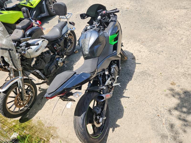 2023 Kawasaki Ex VIN JKAEXKG16PDAS5724 COPART salvage auction — MINOR DENT/SCRATCHES, Tx - Certificate Of Title, sold $500 on 2026-07-30 (photo 6)