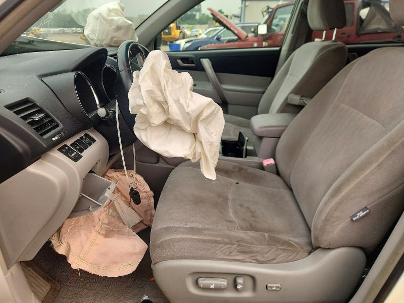 2008 Toyota Highlander VIN JTEES43A682037934 COPART salvage auction — FRONT END, Pa - Cert Of Title, sold $1,200 on 2026-07-24 (photo 7)