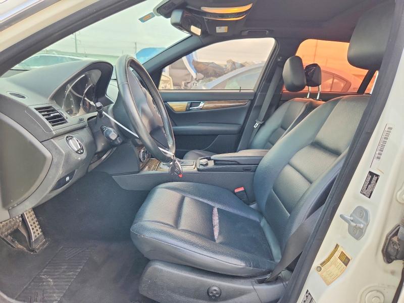 2010 Mercedes-benz C-klasse VIN WDDGF5GB7AR117207 COPART salvage auction — REAR END, Tx - Salvage Vehicle Title, sold $800 on 2026-07-31 (photo 7)