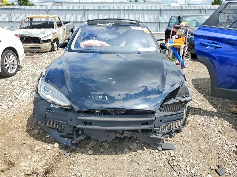 2015 Tesla Model s VIN 5YJSA1E20FF106612 COPART salvage auction — FRONT END, Md - Cert Of Salvage-Abandoned, sold $250 on 2026-08-03 (photo 5)