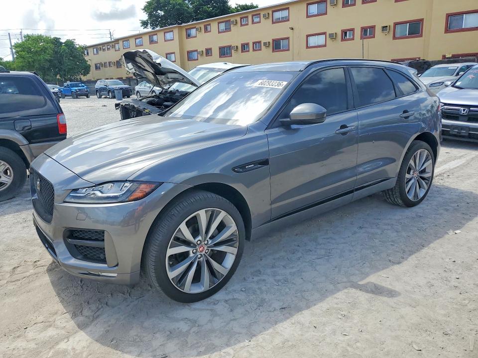 2017 Jaguar F-pace VIN SADCL2BN5HA496416 COPART salvage auction — MINOR DENT/SCRATCHES, IN - CERTIFICATE OF TITLE, sold $3,300 on 2026-07-27 (photo 1)