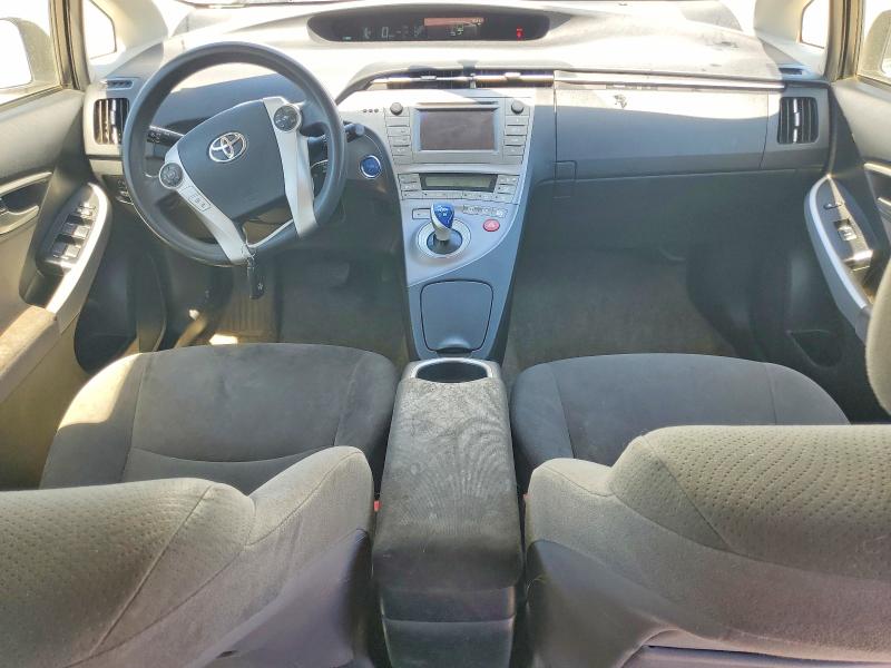 2014 Toyota Prius VIN JTDKN3DU6E0369154 COPART salvage auction — MINOR DENT/SCRATCHES, Ca - Dis/Dlr/Exp Only Clean Title, sold $1,350 on 2026-07-31 (photo 8)