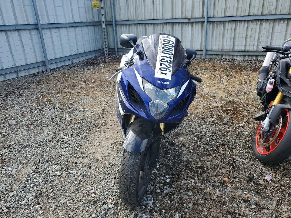 2004 Suzuki Gsx-r750 k VIN JS1GR7JA642104937 COPART salvage auction — SIDE, Ok - Certificate Of Title, sold $1,650 on 2026-07-20 (photo 2)