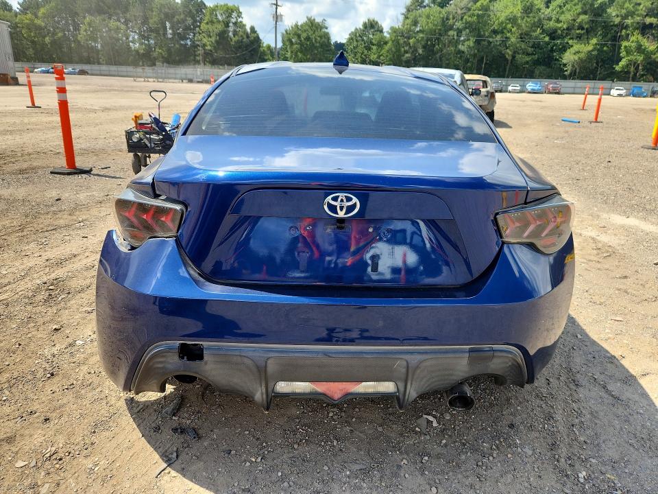 2013 Scion Fr-s VIN JF1ZNAA13D2717417 COPART salvage auction — SIDE, Salvage Title, sold $875 on 2026-07-10 (photo 6)
