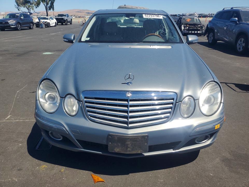 2007 Mercedes-benz E-class VIN WDBUF56X27B067021 COPART salvage auction — MINOR DENT/SCRATCHES, CA - DIS/DLR/EXP ONLY CLEAN TITLE, sold $425 on 2026-08-17 (photo 5)