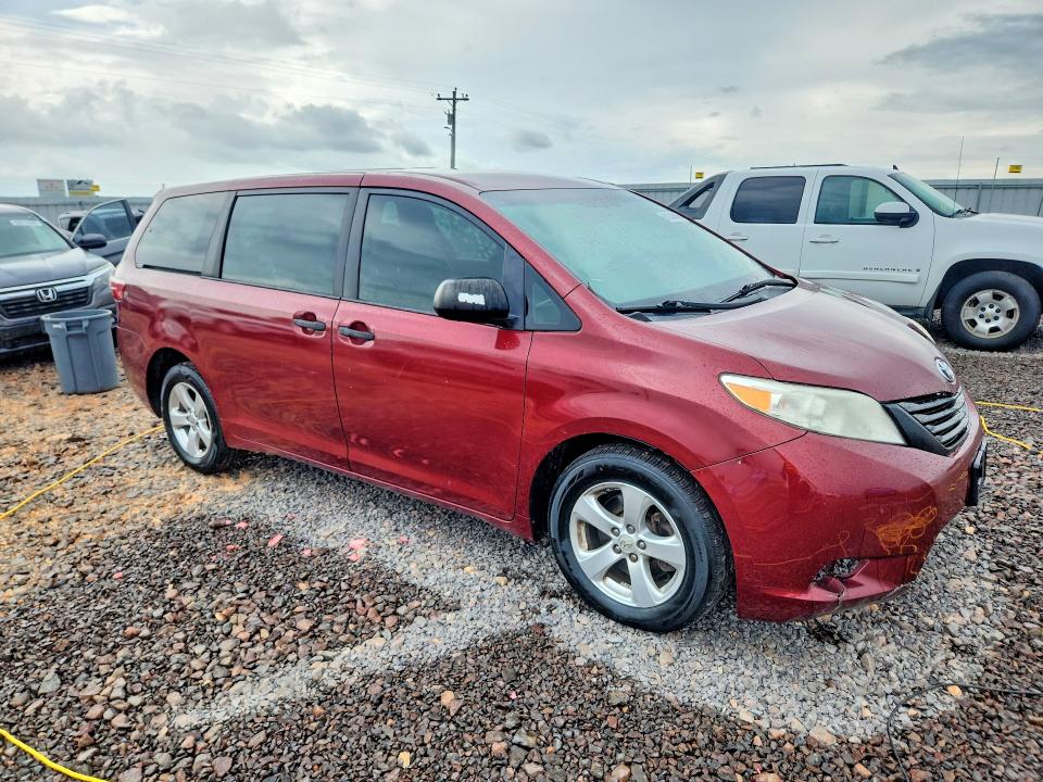 2017 Toyota Sienna VIN 5TDZZ3DC0HS867121 COPART salvage auction — FRONT END, Ar - Certificate Of Title (P), sold $4,500 on 2026-07-29 (photo 4)