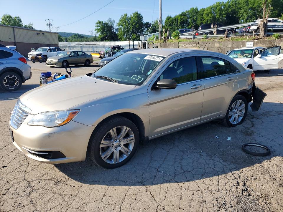 2013 Chrysler 200 VIN 1C3CCBAB8DN762084 COPART salvage auction — REAR END, Ny - Mv-907A Salvage Certificate, sold $450 on 2026-07-16 (photo 1)