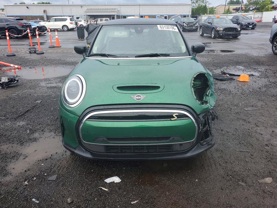 2026 Mini Hard top VIN WMW13DJ09P2S93569 COPART salvage auction — FRONT END, Ct - Cert Of Title-Salvage, sold $6,200 on 2026-08-07 (photo 5)