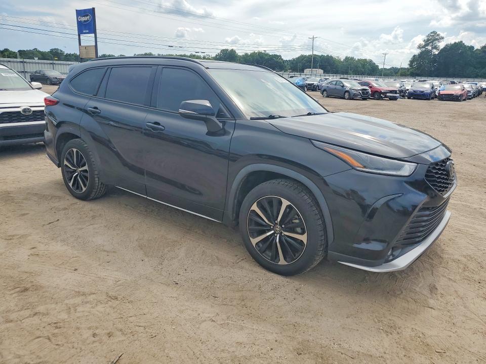 2022 Toyota Highlander VIN 5TDJZRBH2NS204644 COPART salvage auction — SIDE, Al - Cert Of Title-Salvage Title, sold $8,800 on 2026-07-30 (photo 4)