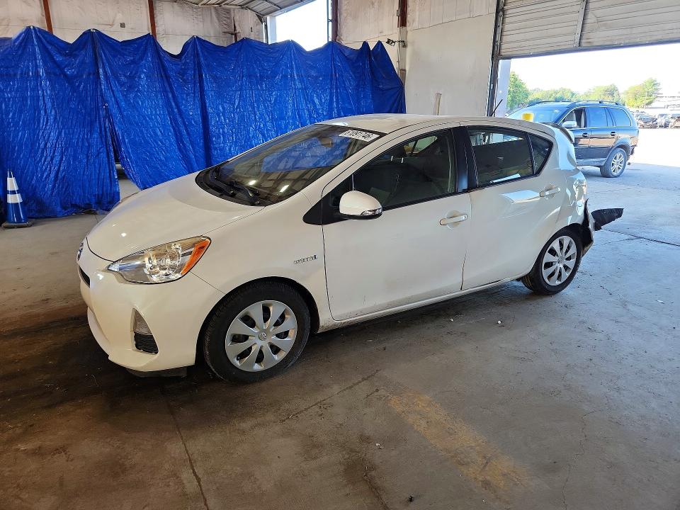 2014 Toyota Prius VIN JTDKDTB33E1569738 COPART salvage auction — REAR END, KY - CERT OF TITLE-SALVAGE (P), sold $775 on 2026-07-27 (photo 1)