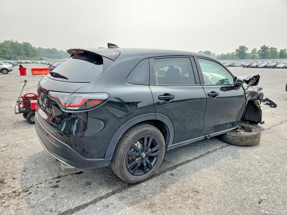 2026 Honda Hr-v VIN 3CZRZ2H58TM734132 COPART salvage auction — FRONT END, Va - Certificate Of Title, sold $10,300 on 2026-07-28 (photo 3)