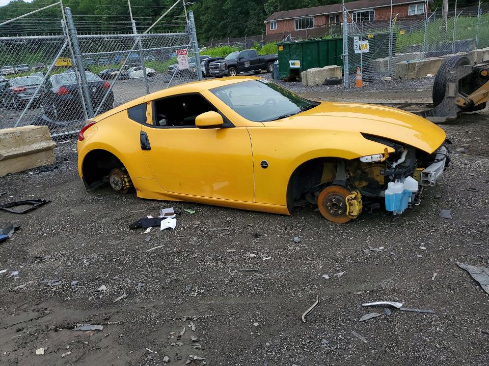 2017 Nissan VIN JN1AZ4EH3HM951882 COPART salvage auction — VANDALISM, Md - Cert Of Salvage > 75% Damage, sold $1,350 on 2026-07-28 (photo 4)