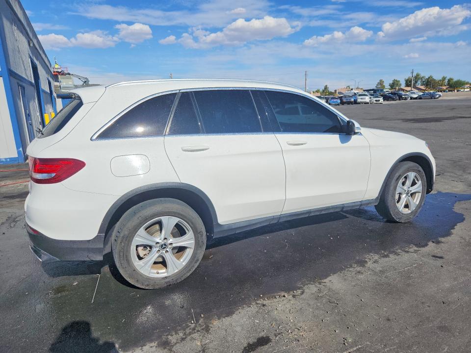 2017 Mercedes-benz Glc class VIN WDC0G4JB2HF271485 COPART salvage auction — MINOR DENT/SCRATCHES, Nv - Certificate Of Title, sold $5,500 on 2026-08-13 (photo 3)