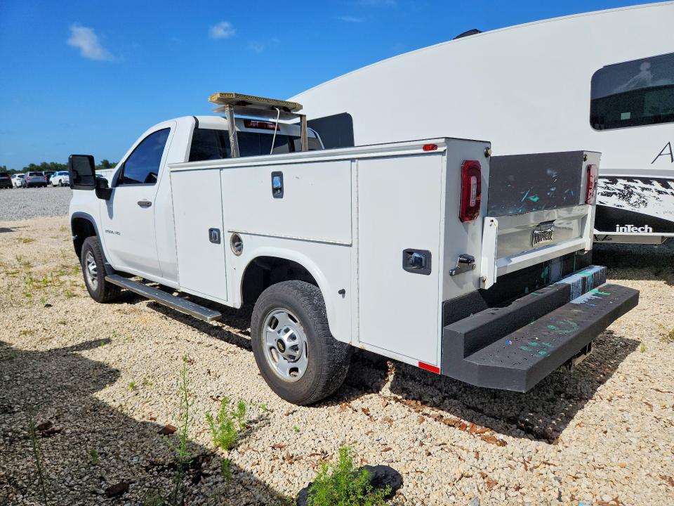 2020 Chevrolet Silverado 2500 VIN 1GB3YLE76LF217765 COPART salvage auction — NORMAL WEAR, FL - CERTIFICATE OF TITLE, sold $13,800 on 2026-07-30 (photo 2)