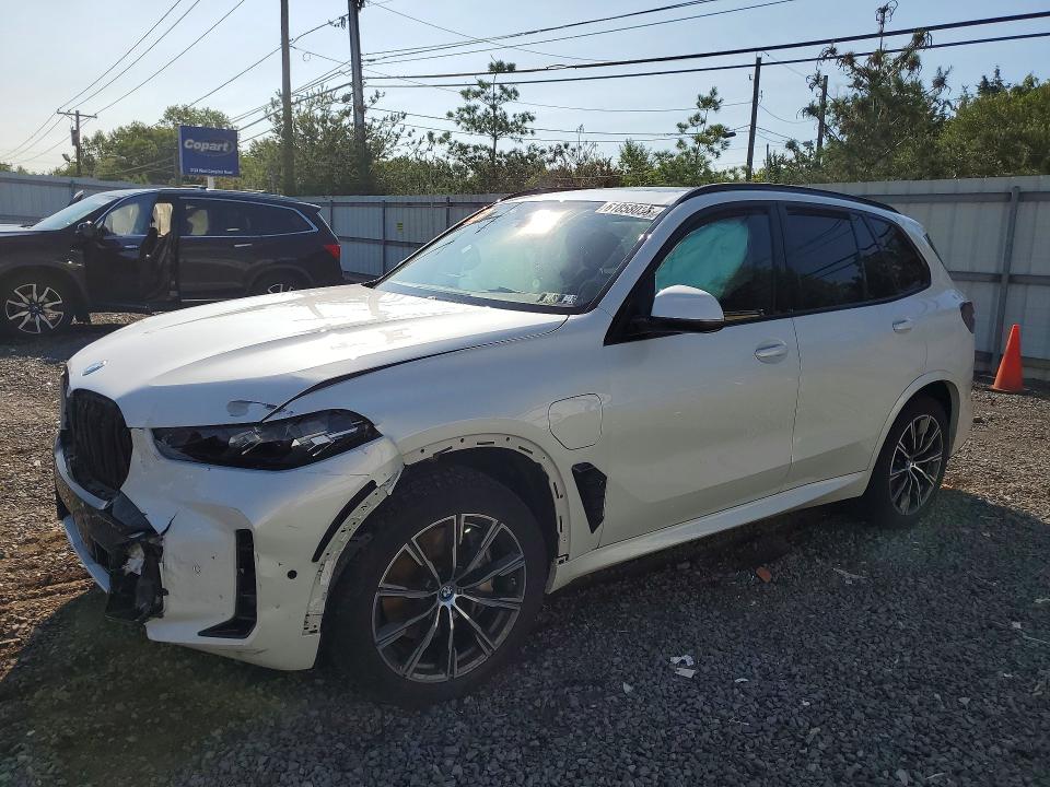 2024 BMW X5 VIN 5UX43EU05R9V29323 — COPART salvage auction photo