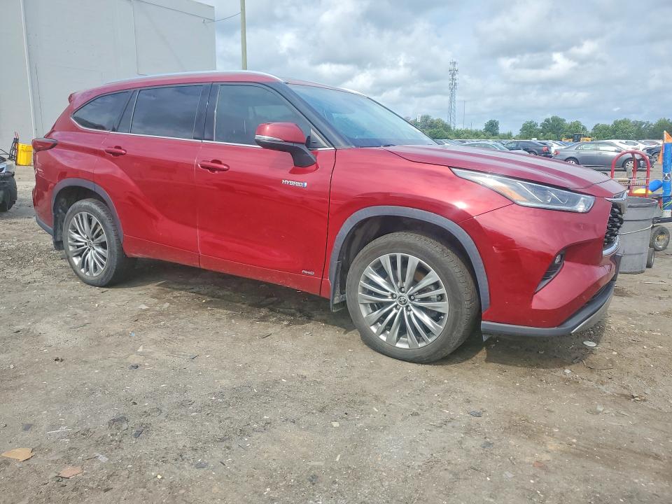 2021 Toyota Highlander VIN 5TDEBRCH8MS068328 COPART salvage auction — REAR END, Va - Cert Of Title - Salvage, sold $9,100 on 2026-07-29 (photo 4)