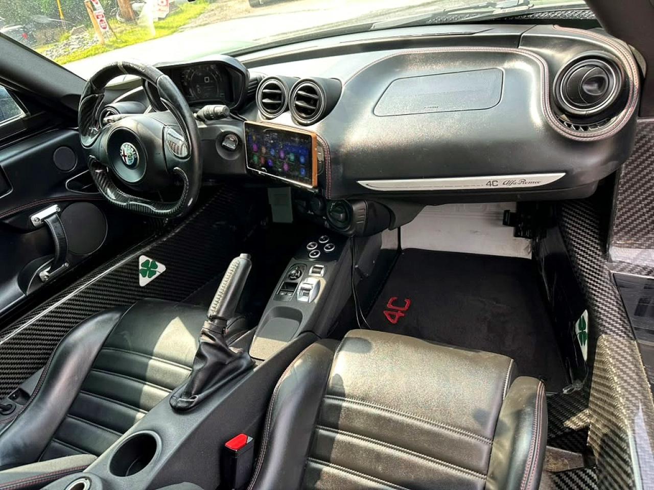 2016 Alfa Romeo 4C VIN ZARBAAA43GM176661 COPART salvage auction — Minor Dent/Scratches, TX - CERTIFICATE OF TITLE, sold $38,000 on 2026-08-07 (photo 5)