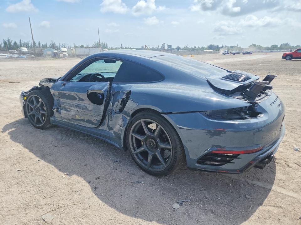 2018 Porsche 911 VIN WP0AD2A94JS156923 COPART salvage auction — FRONT END, FL - CERT OF TITLE SLVG REBUILDABLE, sold $143,000 on 2026-08-11 (photo 2)