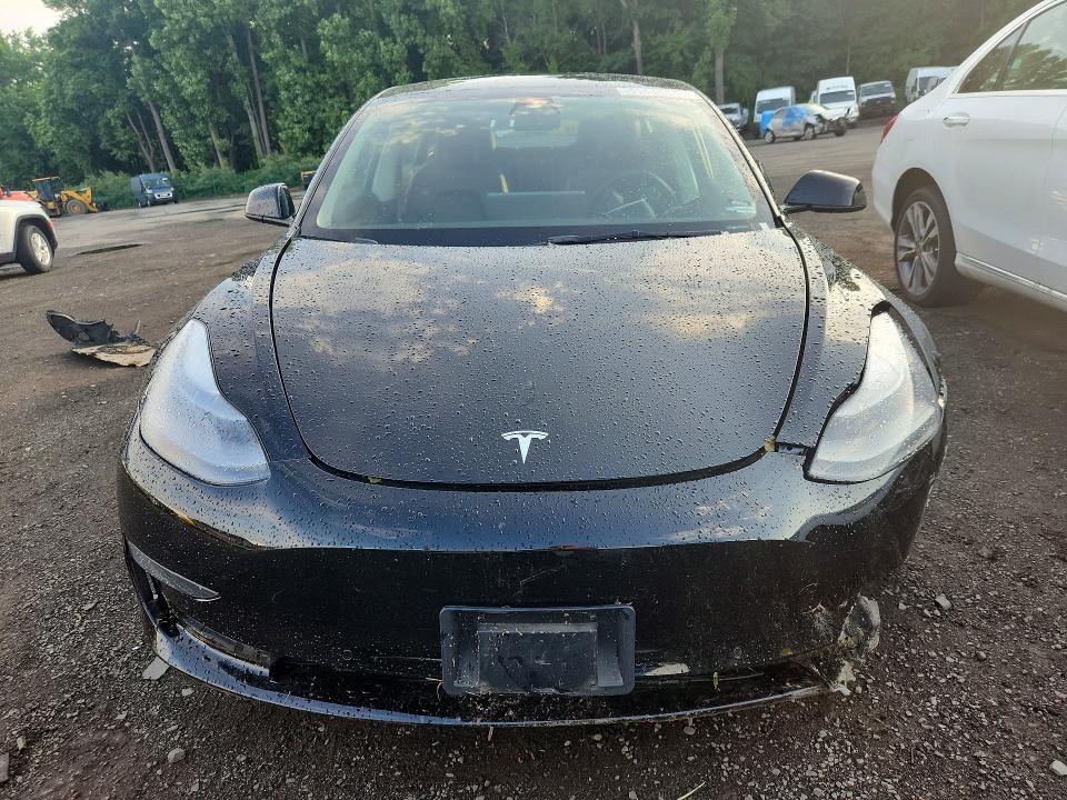 2022 Tesla Model 3 VIN 5YJ3E1EA3NF369272 COPART salvage auction — UNDERCARRIAGE, CT - CERT OF TITLE-SALVAGE, sold $2,950 on 2026-07-16 (photo 5)
