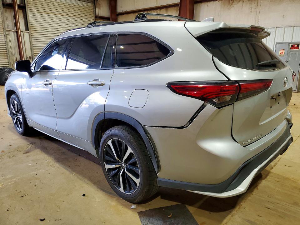 2021 Toyota Highlander VIN 5TDJZRAH2MS059718 COPART salvage auction — REAR END, LA - CERTIFICATE OF TITLE, sold $15,500 on 2026-07-30 (photo 2)