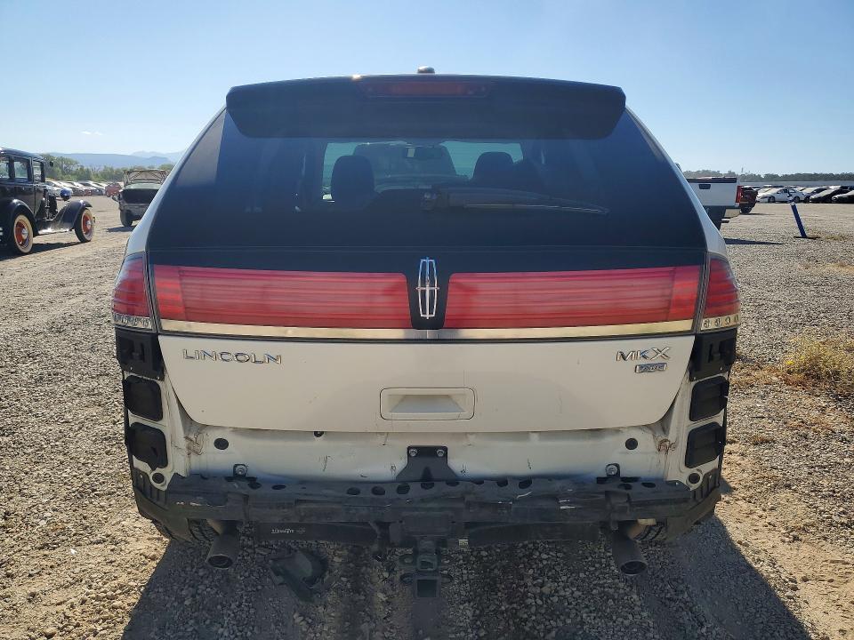 2007 Lincoln Mkx VIN 2LMDU88C17BJ16044 COPART salvage auction — FRONT END, Ca - Salvage Certificate, sold $325 on 2026-07-31 (photo 6)