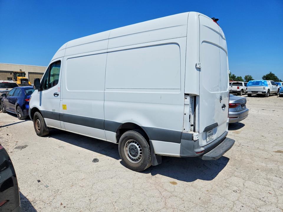 2021 Freightliner Sprinter VIN W2Y40BHY7MT066734 COPART salvage auction — NORMAL WEAR, OK - CERTIFICATE OF TITLE (P), sold $4,600 on 2026-08-26 (photo 2)