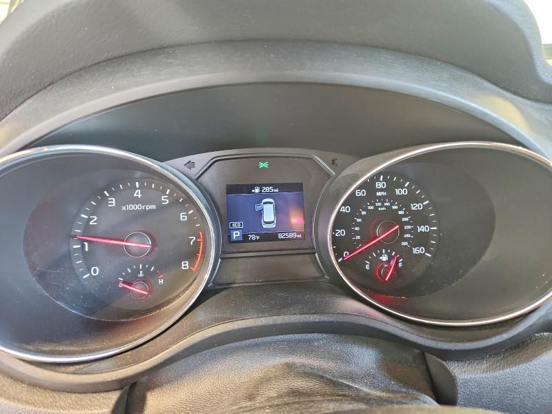2020 Kia SEDONA VIN KNDMB5C18L6642206 COPART salvage auction — SIDE, MN - CERT OF TITLE-SALVAGE, sold $250 on 2026-07-28 (photo 9)