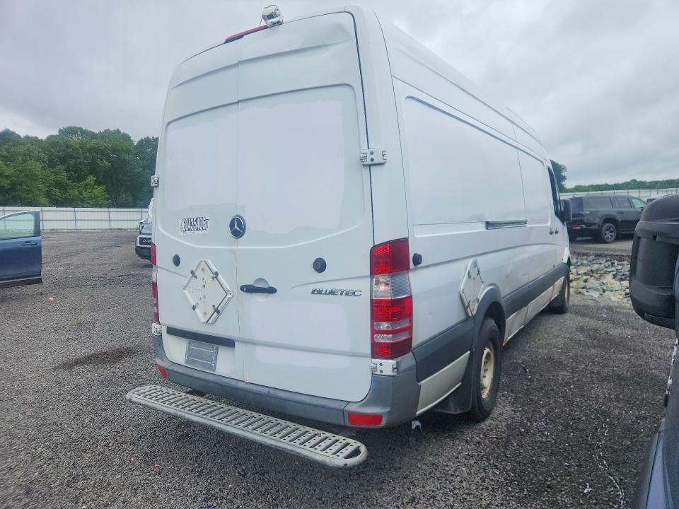 2012 Mercedes-benz Sprinter VIN WD3PE8CB1C5699975 COPART salvage auction — MECHANICAL, MA - CERTIFICATE OF TITLE, sold $125 on 2026-08-04 (photo 3)