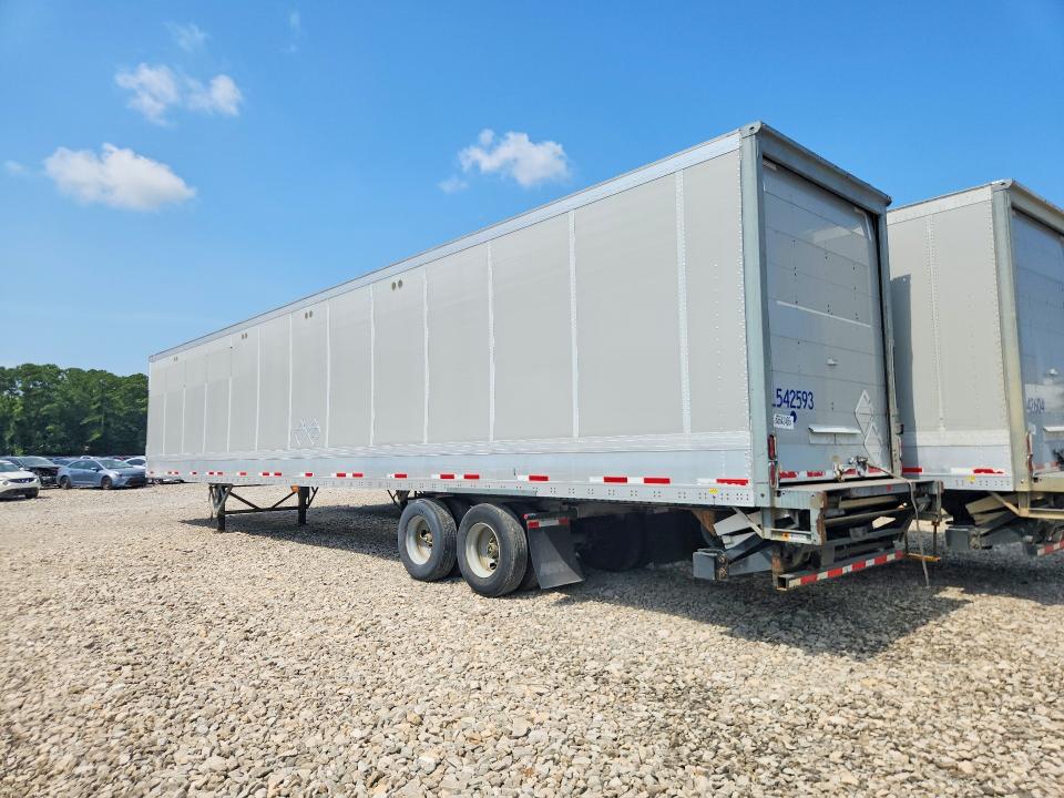2017 Wabash dry van Dry van VIN 1JJV532D8HL001469 COPART salvage auction — NORMAL WEAR, TN - CERTIFICATE OF TITLE (P), sold $2,200 on 2026-09-04 (photo 2)