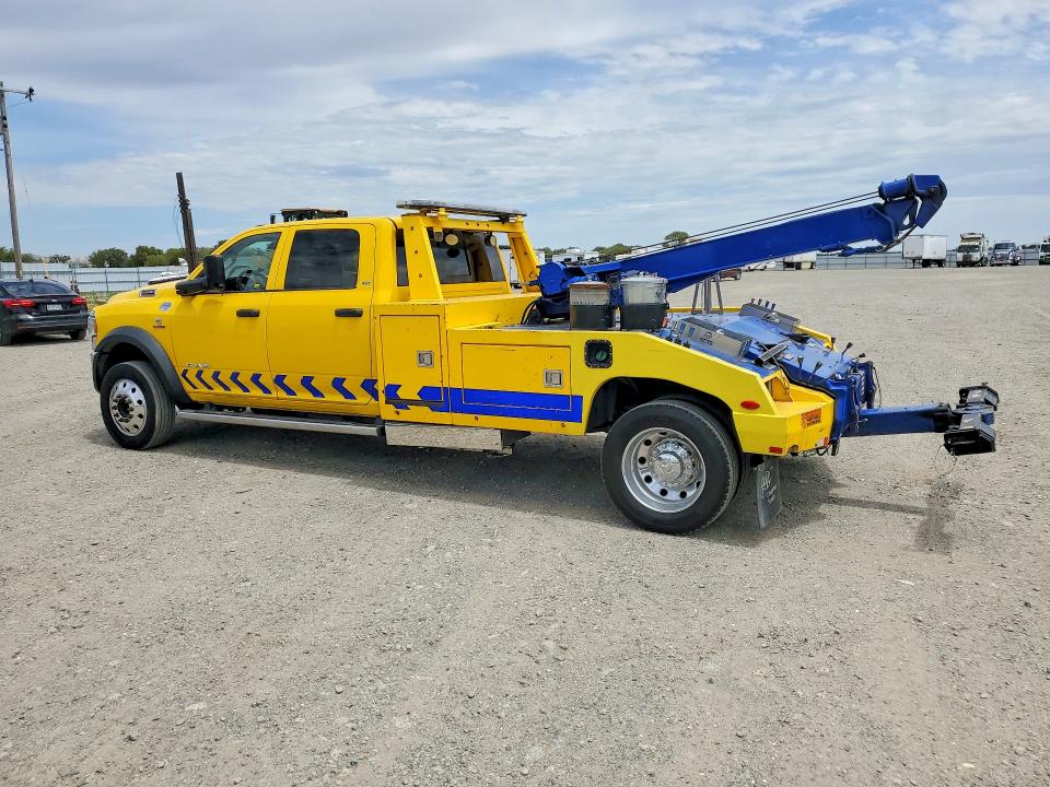 2019 Ram 5500 VIN 3C7WRNFL5KG606068 COPART salvage auction — MINOR DENT/SCRATCHES, Ca - Dis/Dlr/Exp Only Clean Title (P), sold $28,500 on 2026-07-20 (photo 2)