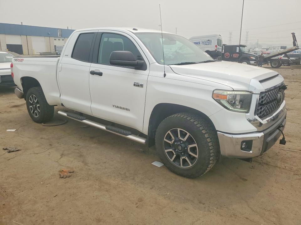 2018 Toyota Tundra VIN 5TFUW5F11JX732241 COPART salvage auction — REAR END, MI - CERTIFICATE OF TITLE, sold $2,100 on 2026-07-21 (photo 4)