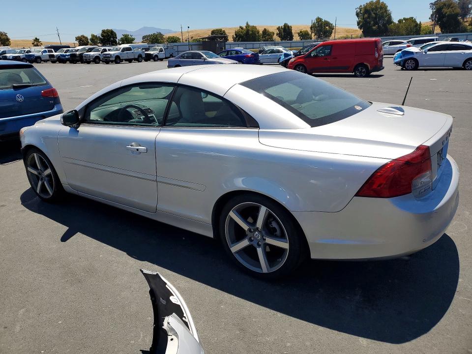 2012 Volvo C70 VIN YV1672MC7CJ123342 COPART salvage auction — FRONT END, Ca - Salvage Certificate, sold $175 on 2026-07-22 (photo 2)
