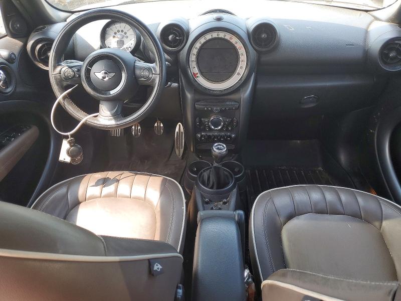 2014 Mini Cooper VIN WMWZC5C58EWM18729 COPART salvage auction — MINOR DENT/SCRATCHES, Pa - Cert Of Title, sold $375 on 2026-08-07 (photo 8)