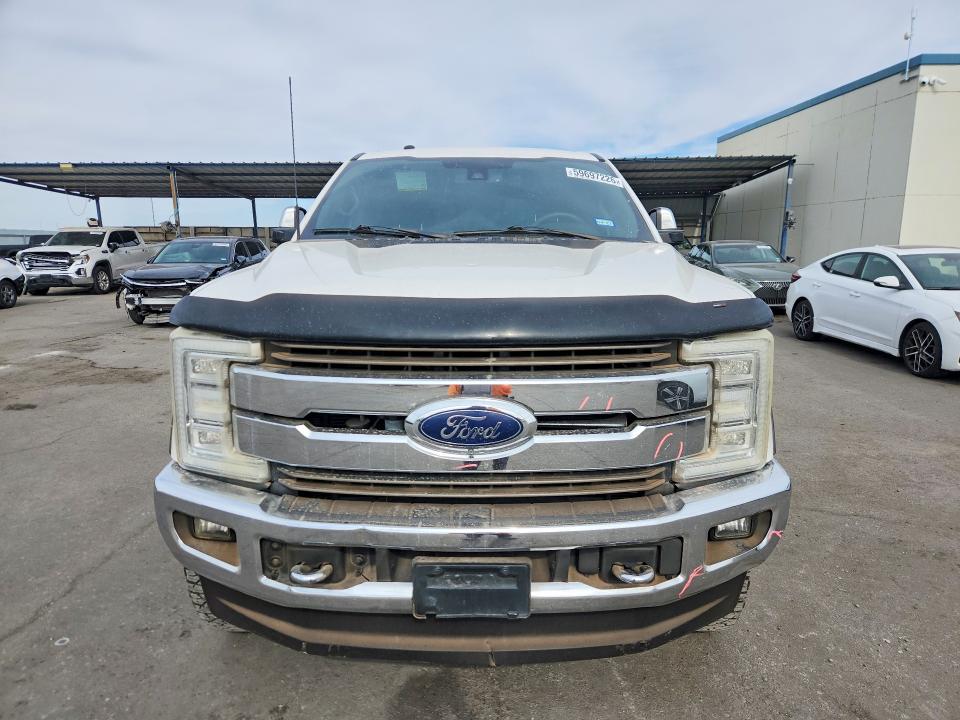 2017 Ford VIN 1FT7W2BT8HEE01889 COPART salvage auction — SIDE, Tx - Salvage Vehicle Title, sold $18,300 on 2026-07-31 (photo 5)