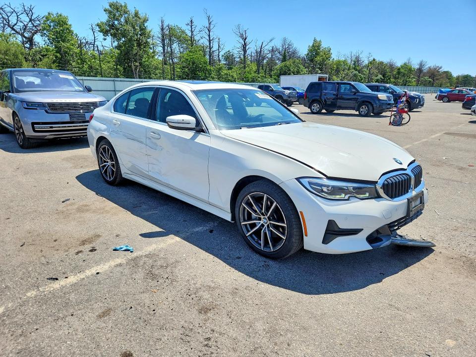 2020 BMW 3er VIN 3MW5R7J04L8B08325 COPART salvage auction — FRONT END, NY - MV-907A SALVAGE CERTIFICATE, sold $11,500 on 2026-07-27 (photo 4)