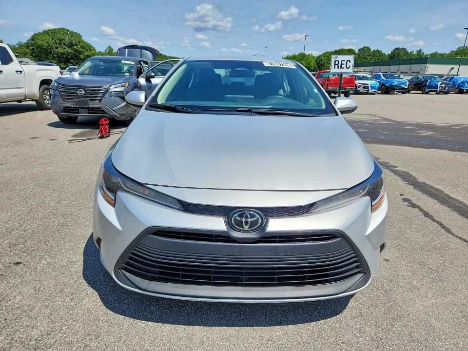 2025 Toyota Corolla VIN 5YFB4MDE1SP247496 COPART salvage auction — NORMAL WEAR, OH - CERTIFICATE OF TITLE, sold $9,100 on 2026-07-27 (photo 5)