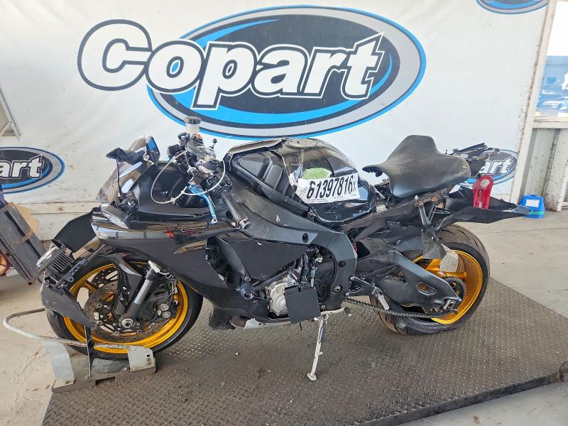 2016 Yamaha Yzfr1s VIN JYARN42E9GA000619 COPART salvage auction — ROLLOVER, MN - CERT OF TITLE-SALVAGE, sold $2,750 on 2026-08-31 (photo 3)